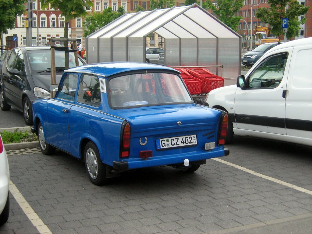 Blauer Trabant in Gera