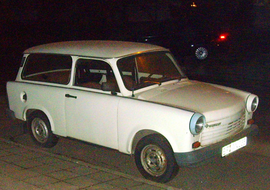 Trabi am Abend II